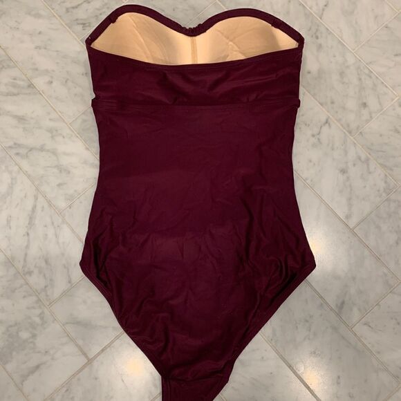 Merona Target brand one piece Swim Suit - S “host pick” !!! - Picture 7 of 9